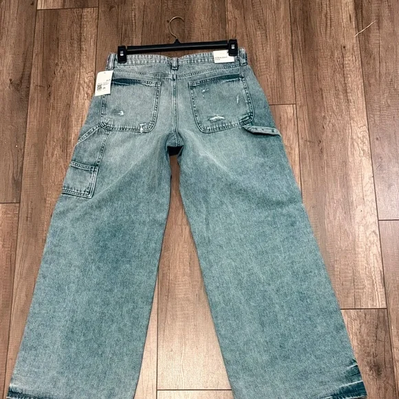 Forever 21 Wide Leg Jeans - Picture 2 of 4